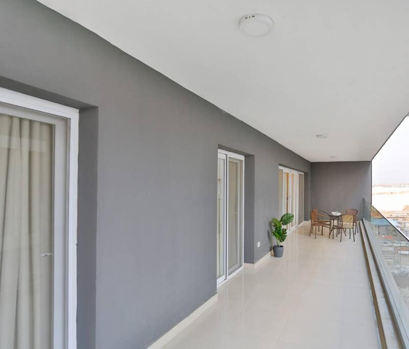 Parkside Boutique 3 Bbr Serviced Apartment - Ocean Blue - Near Airport ไคโร ภายนอก รูปภาพ